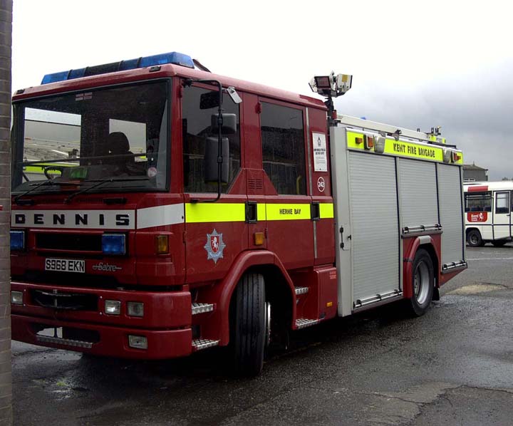 Fire Engines Photos Kent Fire and Rescue Service Dennis Sabre Pump