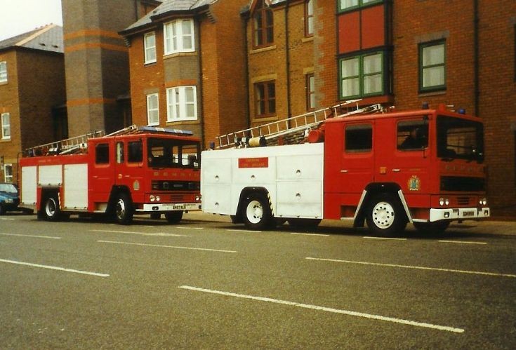 Cheshire FB Dennis RS WrLs 