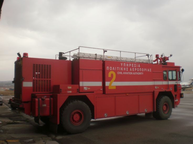 Fire Engines Photos Rescue 2 Oshkosh crashtender Thessaloniki