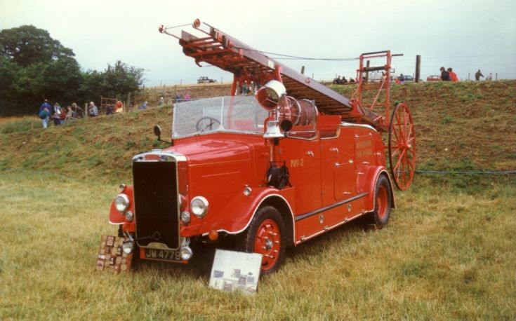1930's Leyland Fire pump