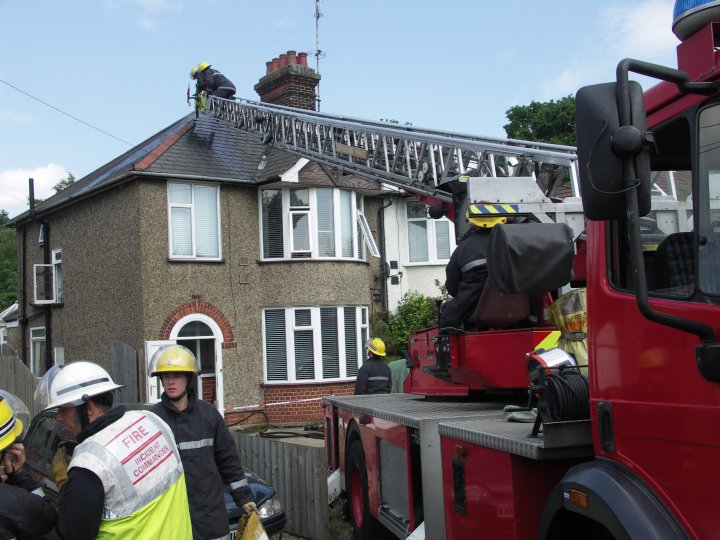 Suffolks' Turntable Ladder getting to work