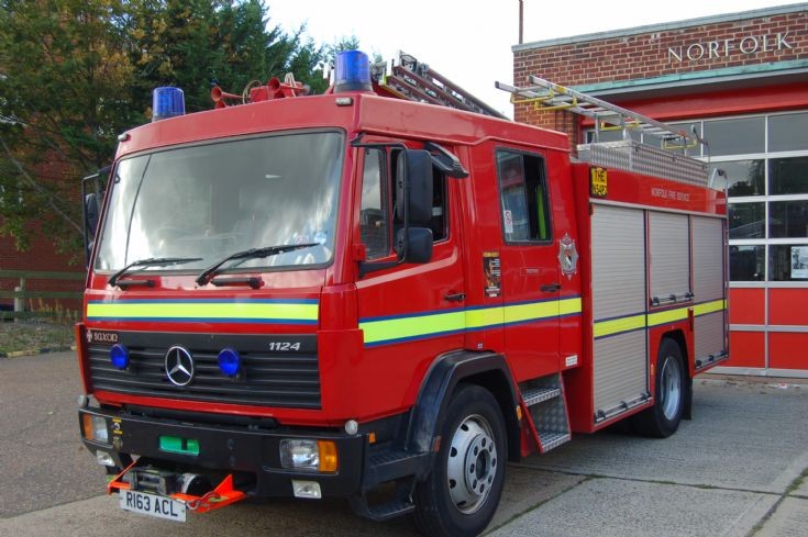 Mercedes Benz  Rescue Pump 