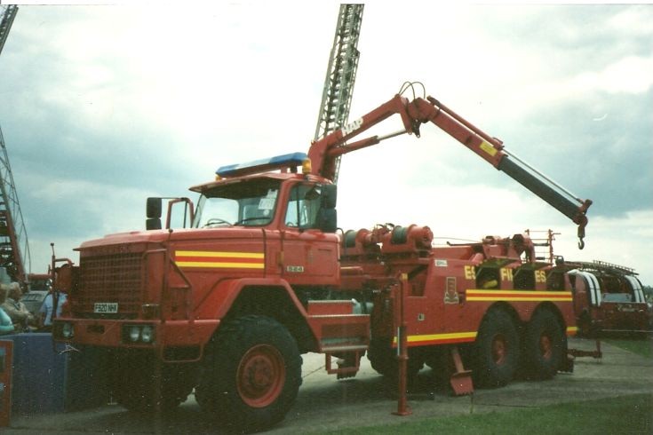 Picture of Scammell S24 EHLV Essex FRS F920 NHK