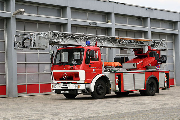 Turntable ladder fire brigade Langenselbold 