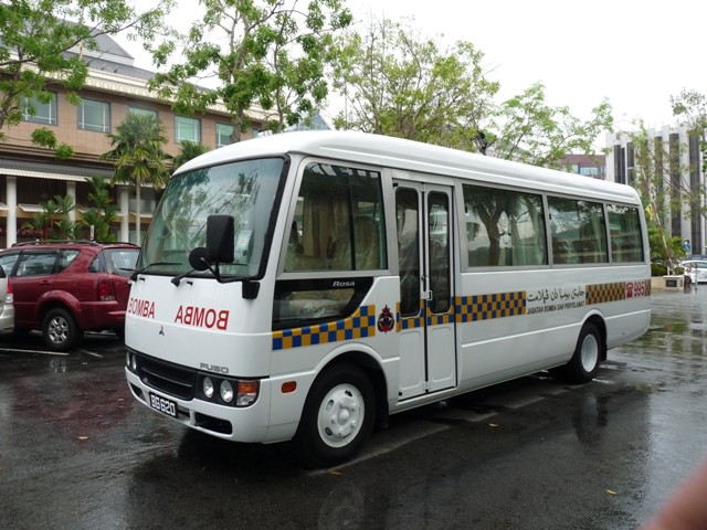 Mitsubishi Rosa Bus 4