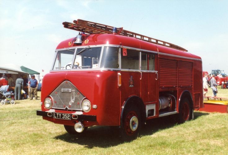 Dennis Fire pump LTY352