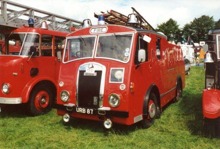 Dennis Fire pump URB87
