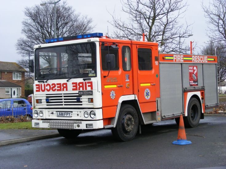 vermillion red Dennis L681FPY
