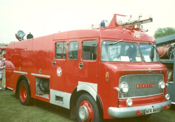 Bedford/HCB-A WrT ex Worcestershire KFK 945D