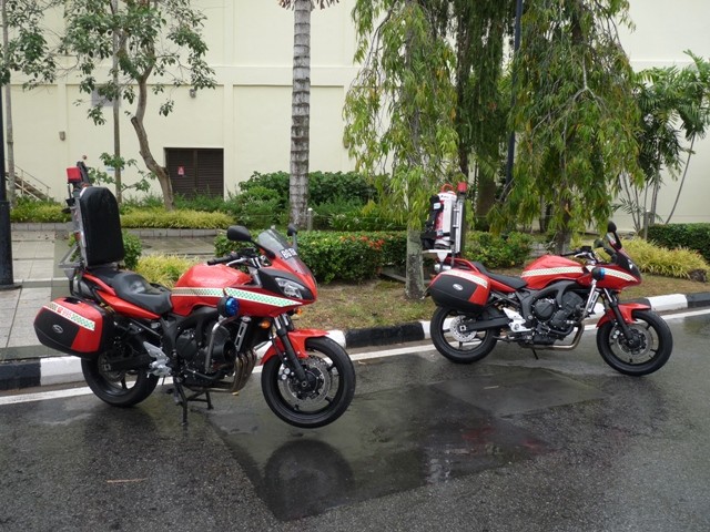 Yamaha FZ6 Fazer S2 fire motorcycle line up