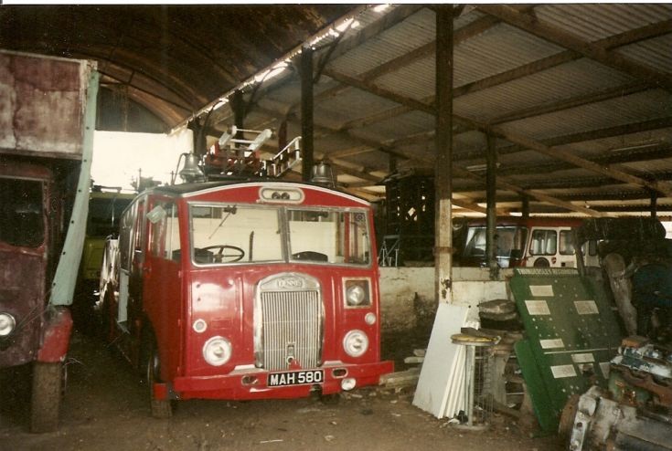 Dennis F12 PE MAH 580