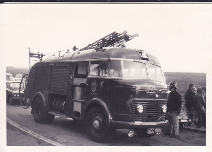 Gloucester Fire Brigade Commer WDG655