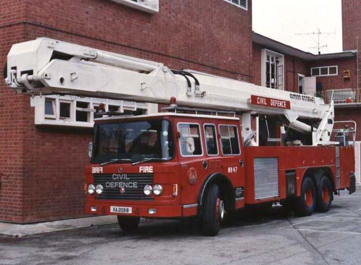 Singapore Aerial Platform ERF Simon SS300