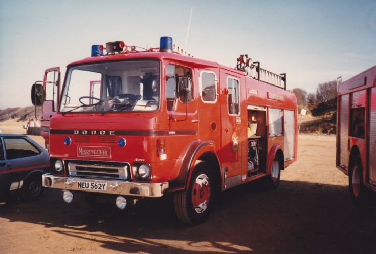 Dodge Merryweather NEU562Y
