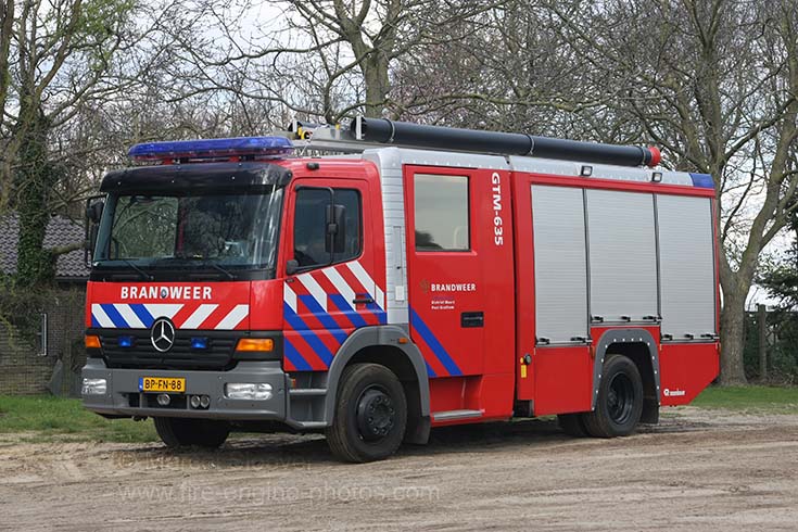 Brandweer Grathem Mercedes Rosenbauer pump