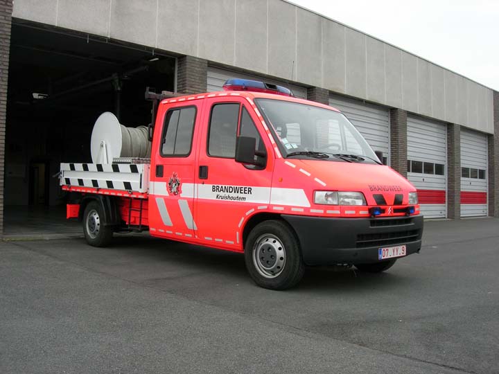 Kruishoutem (Belgium)  Hose layer Citroën