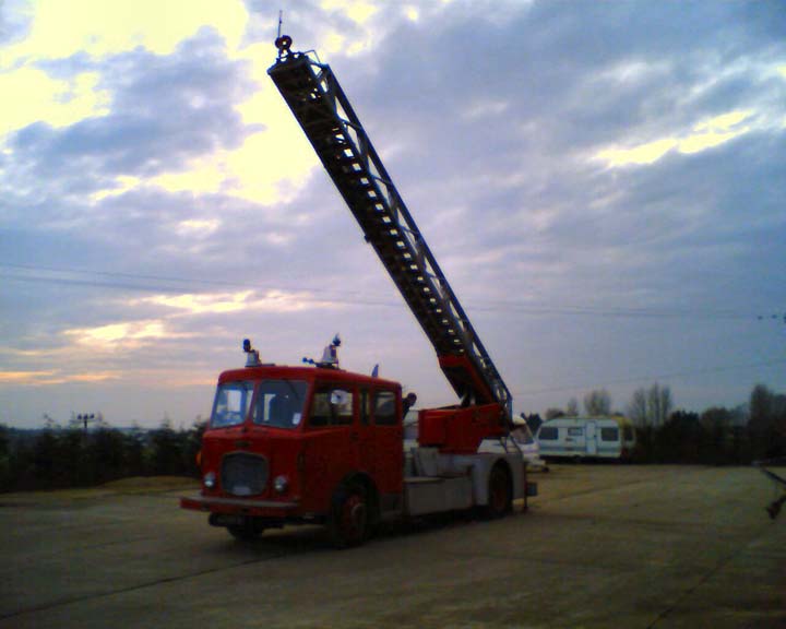 Image of a old English Turntable ladder