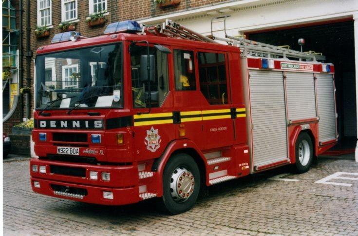Dennis SFD322 XL Sabre