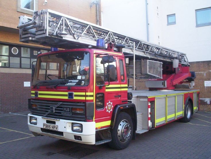 Volvo FL6.17/Angloco/Metz DL30-K
