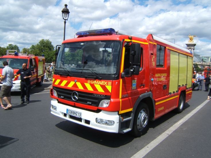Marseille fire truck in Paris