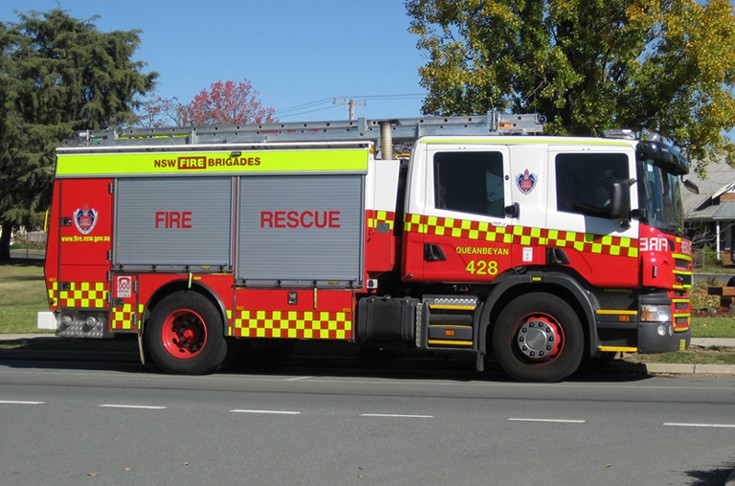 NSWFB Queanbeyan 428 Scania P310, Australia