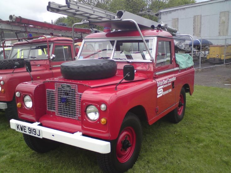 KWE 919J  Landrover Series IIa SWB British Steel