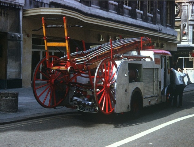 Dennis F24 PE Merseyside 7703 KD