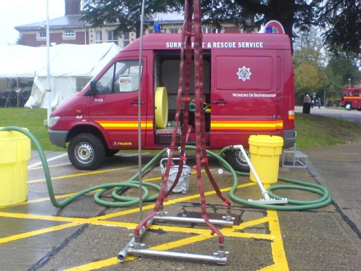 Surrey Fire & Rescue -EPU