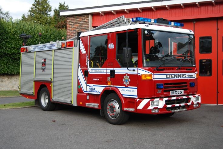2002 Dennis Dagger