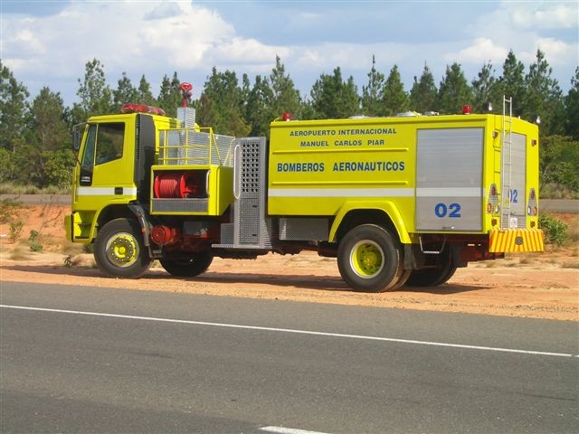 Fire Brigade Aeronautic Of Venezuela in action 