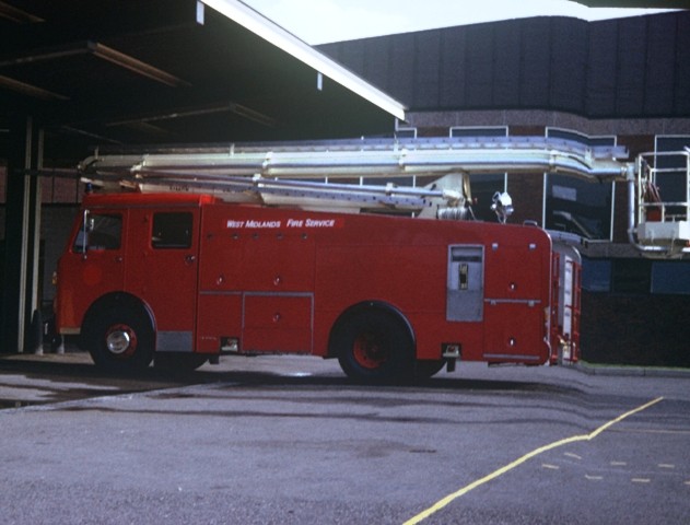 Dennis F108 SS50' PHP Wolverhampton FDA 699J