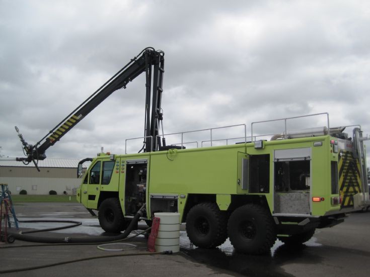 Rosenbauer Panther with HRET 
