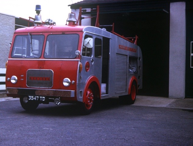 Bedford J/HCB WrT Lancashire 3547 TD