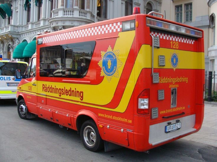 Rear view of Swedish command van