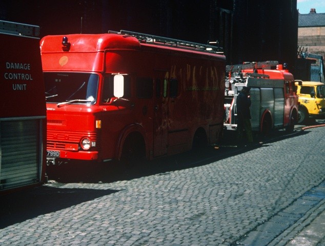 Ford D/Charterway ST Liverpool SC HKA 799D