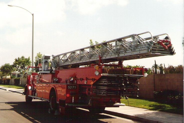 1970's Crown Firecoach Midmount Aerial.