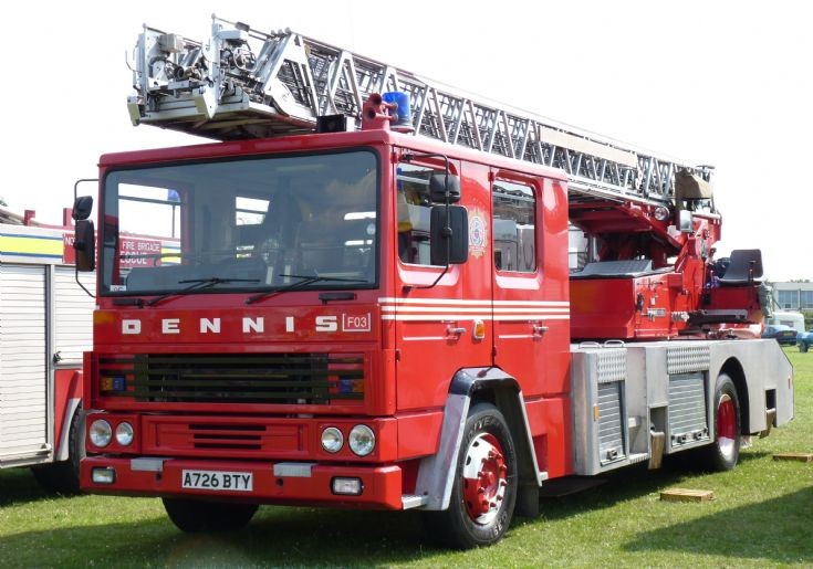 Preserved Dennis / magirus TL