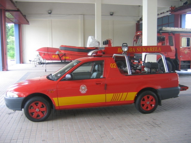 Malaysia - Mini Pumper left view