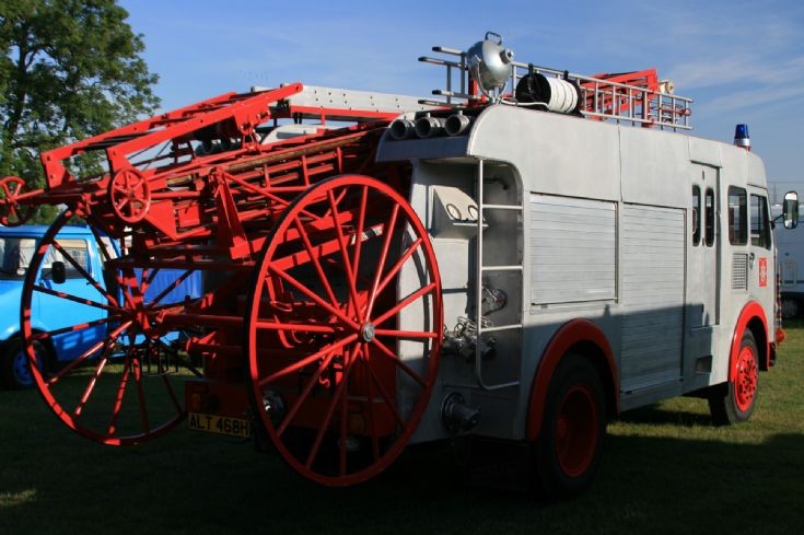 Bedford ALT 468H back