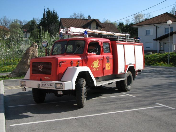 Slovenian fire truck - Pivka TAM 125