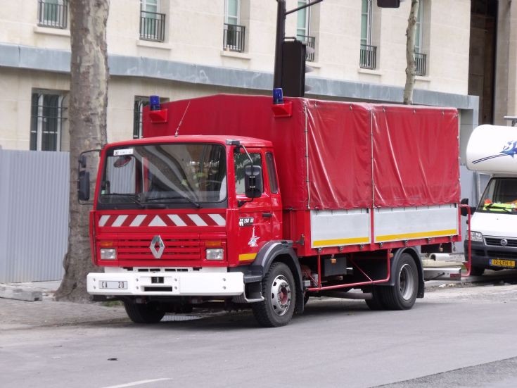 Paris Fire brigade auxilliary truck.
