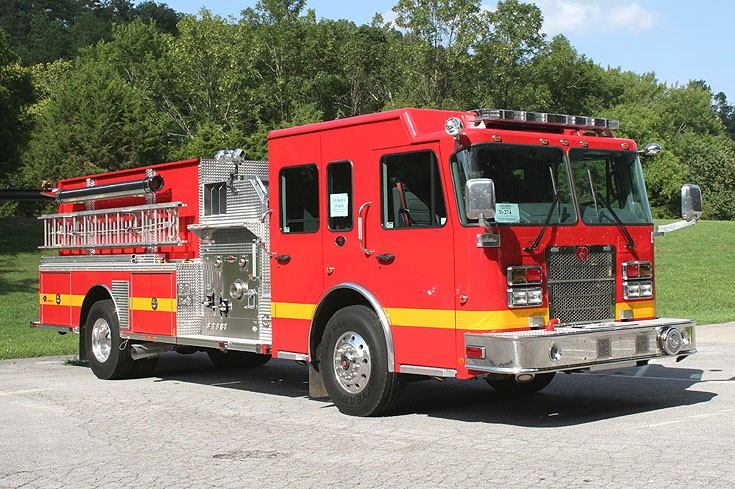  Rosenbauer Pumper.