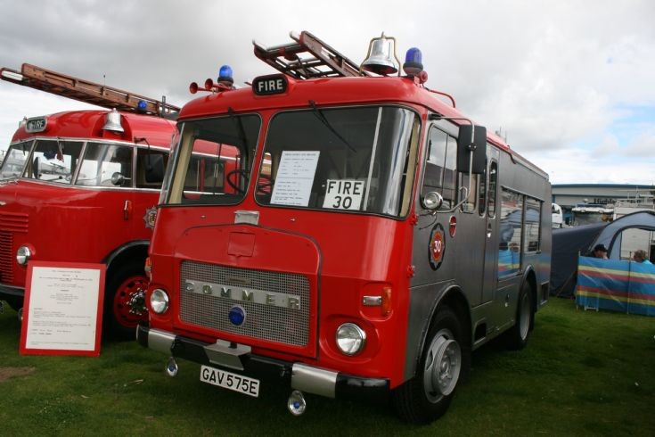 Commer Water Tender at Truckfest