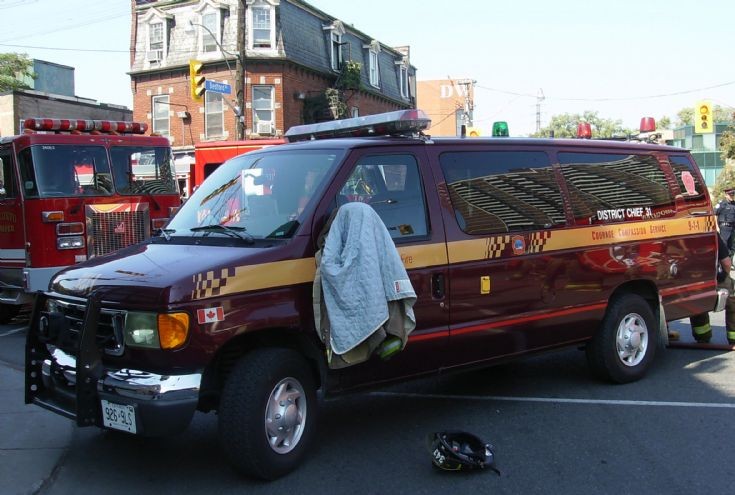 Toronto Fire Services District chief 31