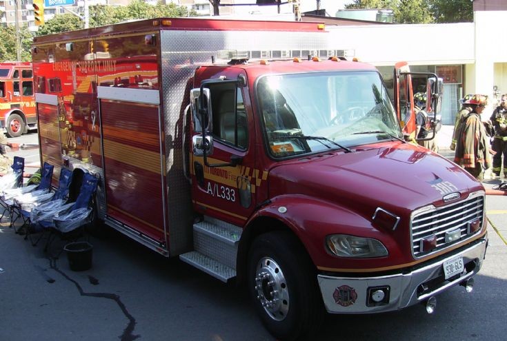 Toronto Fire Services Air and Light 333