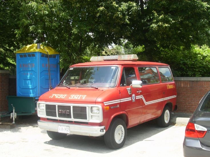 Toronto Fire Department GMC old chief car