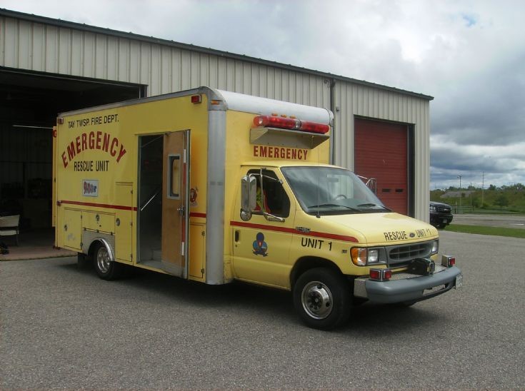 Tay Township Fire Dept. Rescue 1