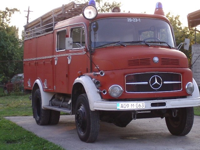 Mercedes In Bosnia