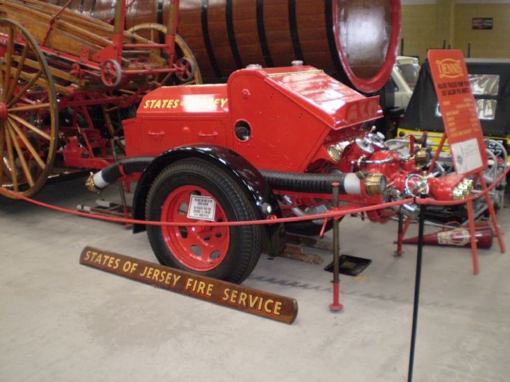 Dennis Trailer pump