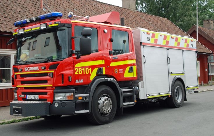 scania p400, bas1, jonkoping, sweden.